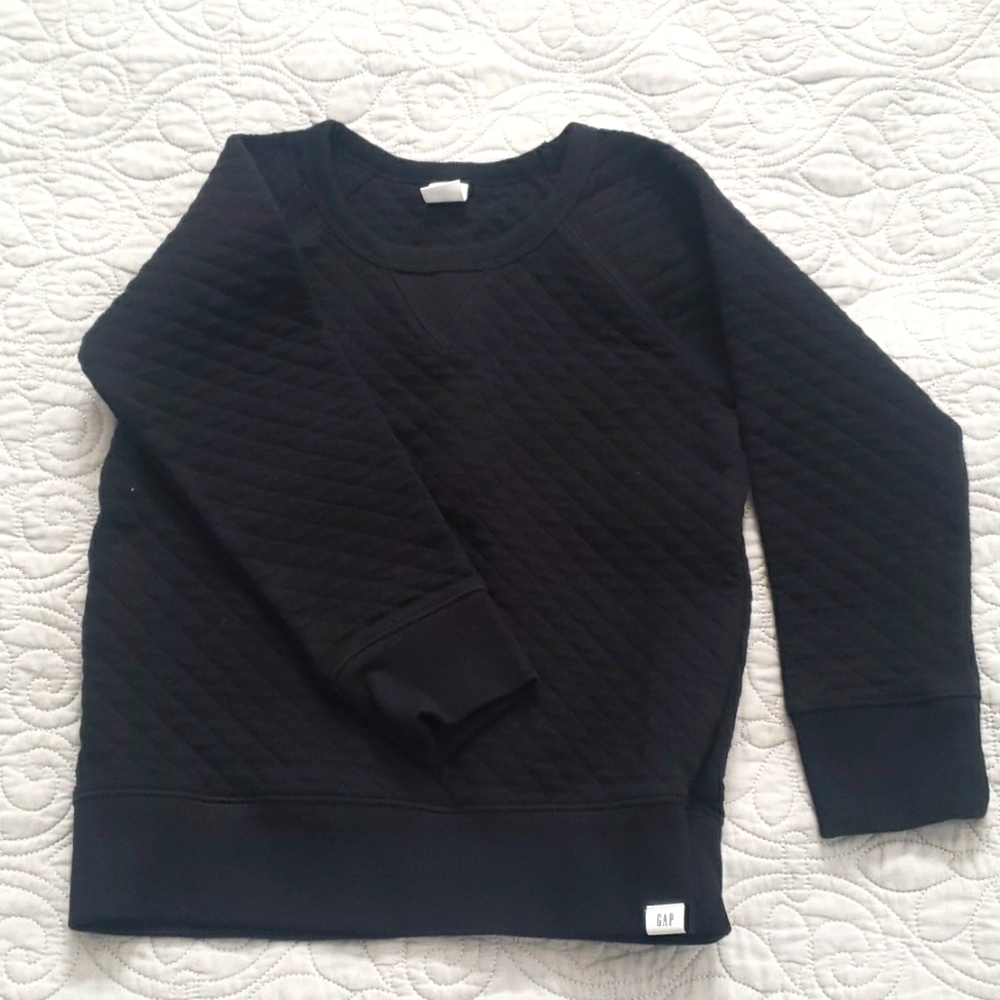 Gap sweater